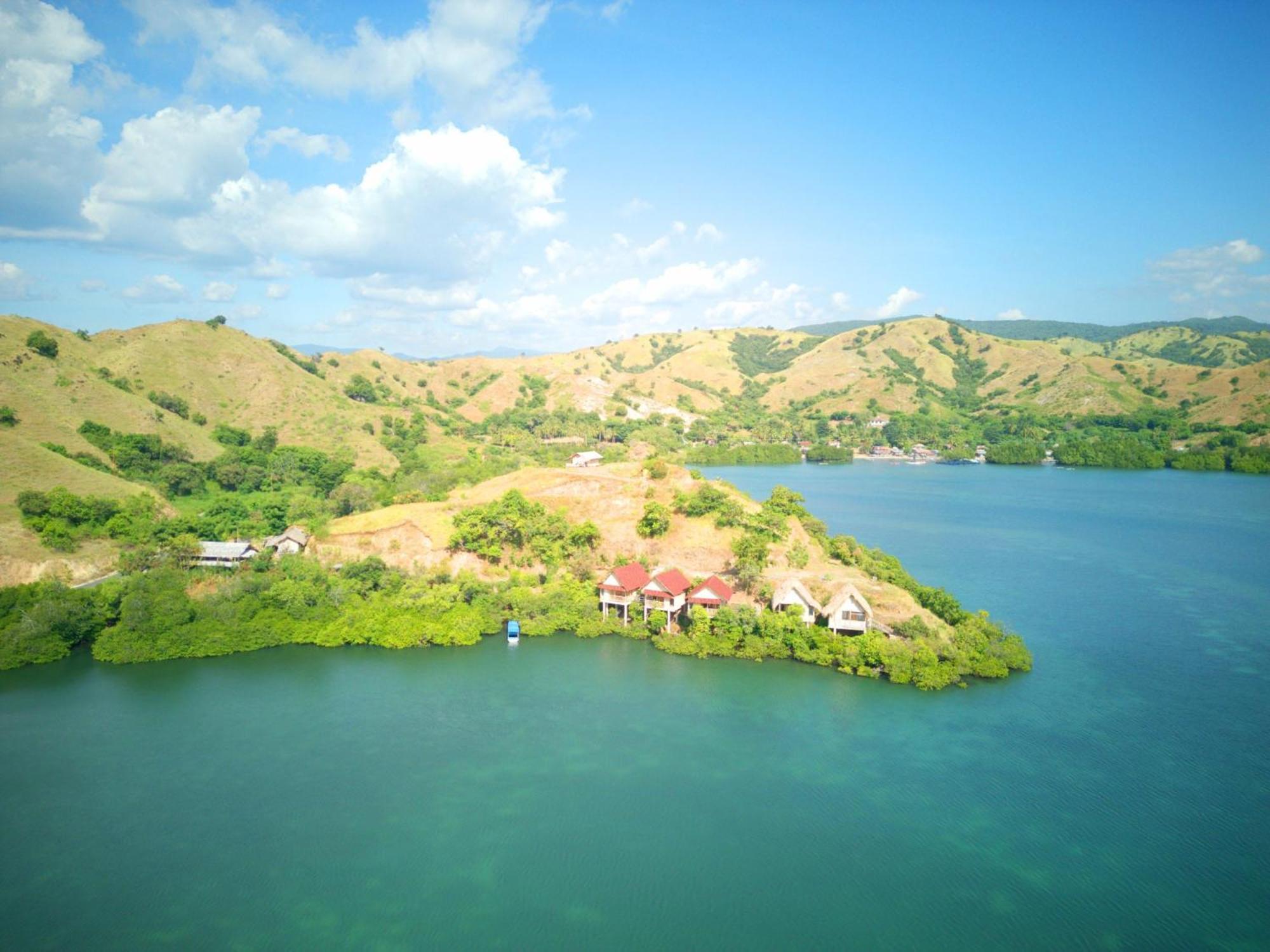 Loca Lobo Lodges Riung, Flores Exteriör bild