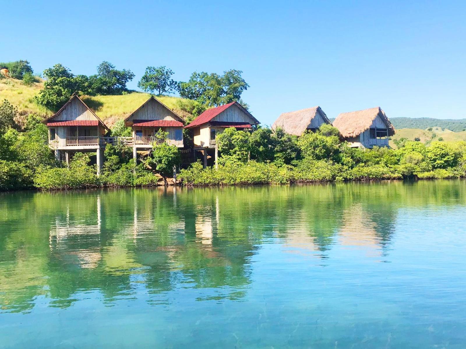 Loca Lobo Lodges Riung, Flores Exteriör bild